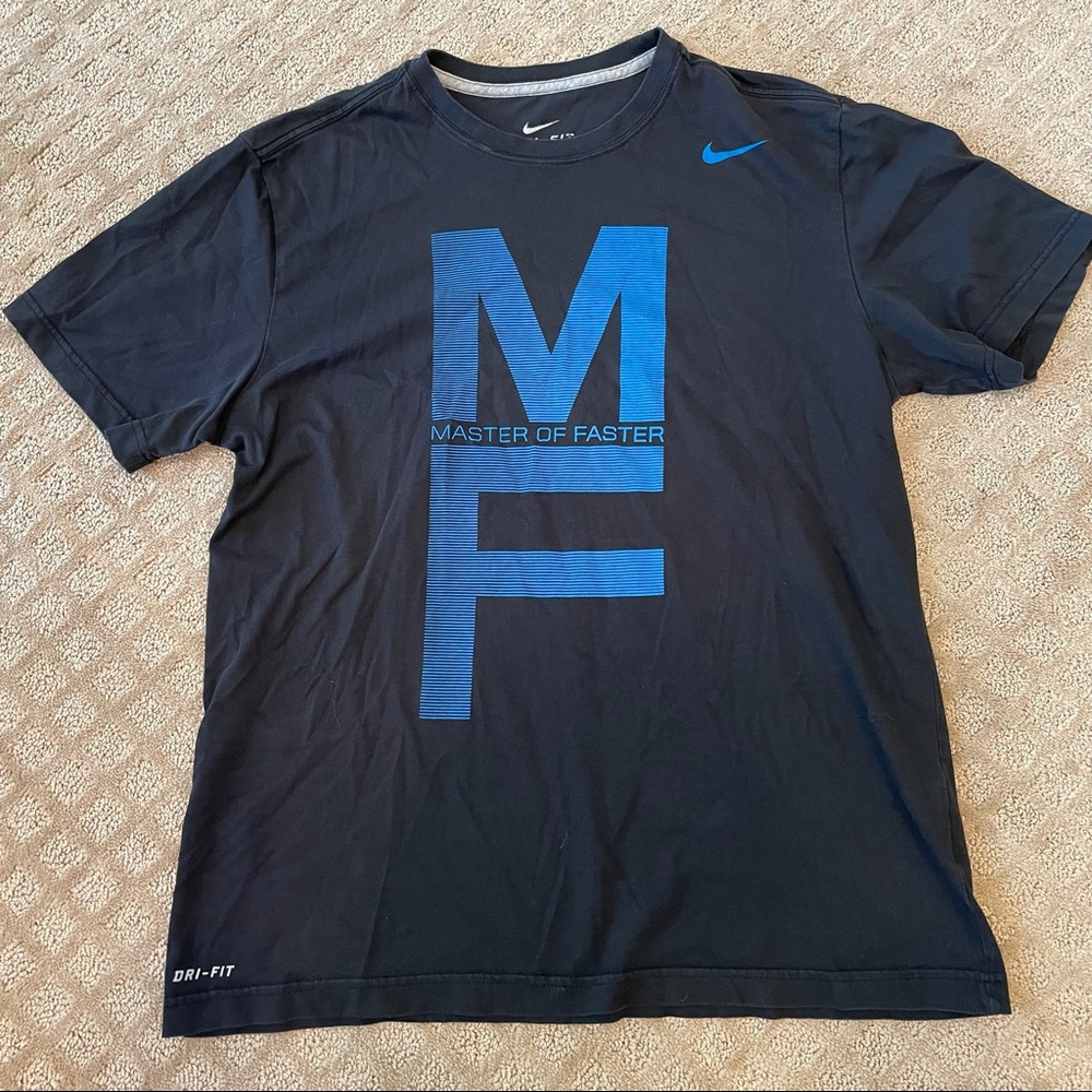 Men’s Nike Tshirt